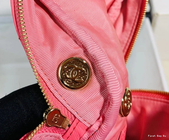 Firstbag Ru WITH CHANELUTCH HANDLE CHANEL 0802